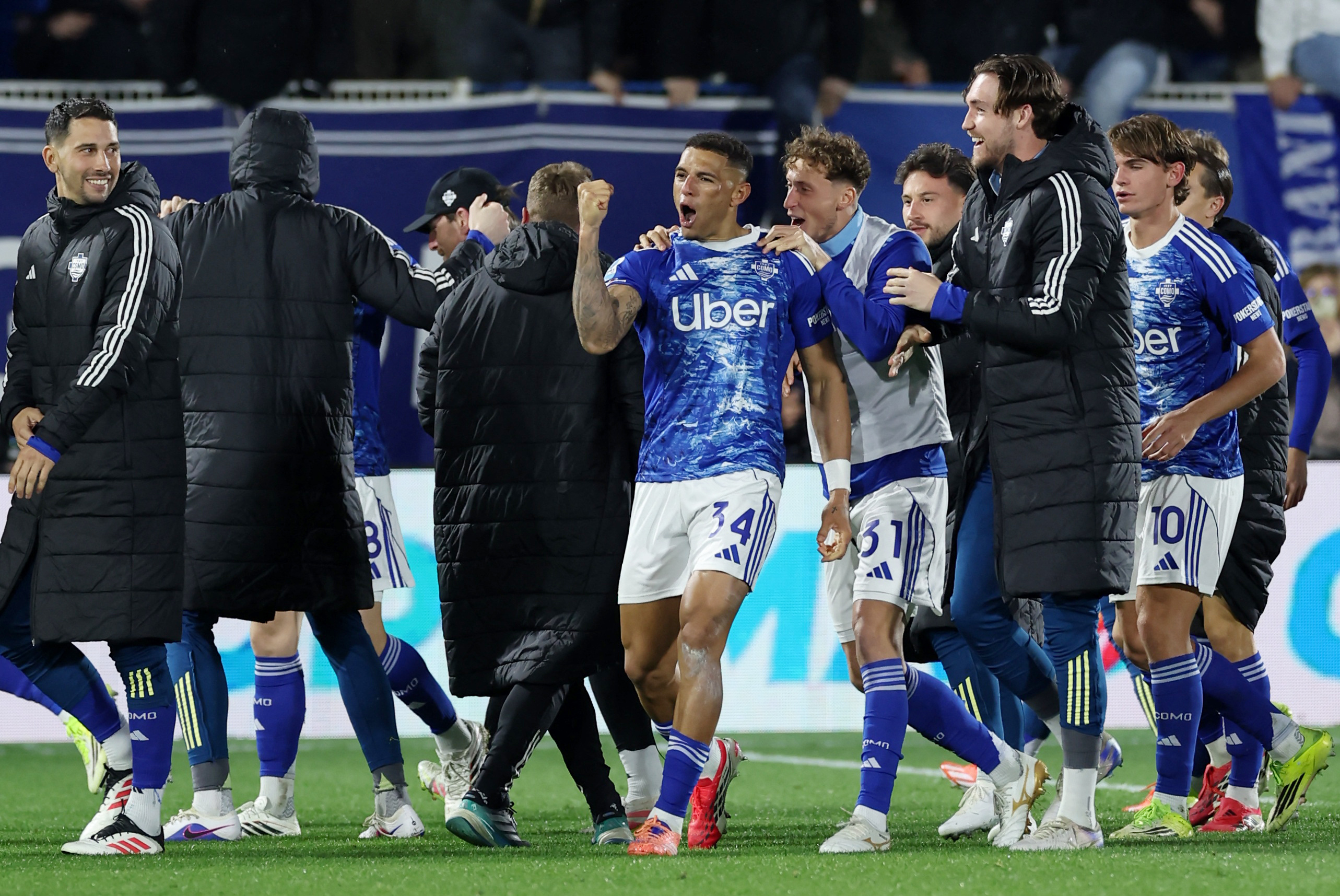 Como'nun galibiyet golü Diego Carlos'tan geldi