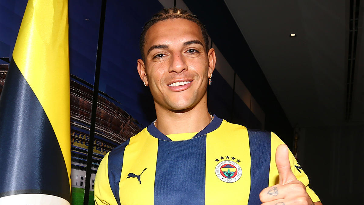 Çok istediği Como'ya gidemedi! Diego Carlos yeni takımıyla imzalıyor