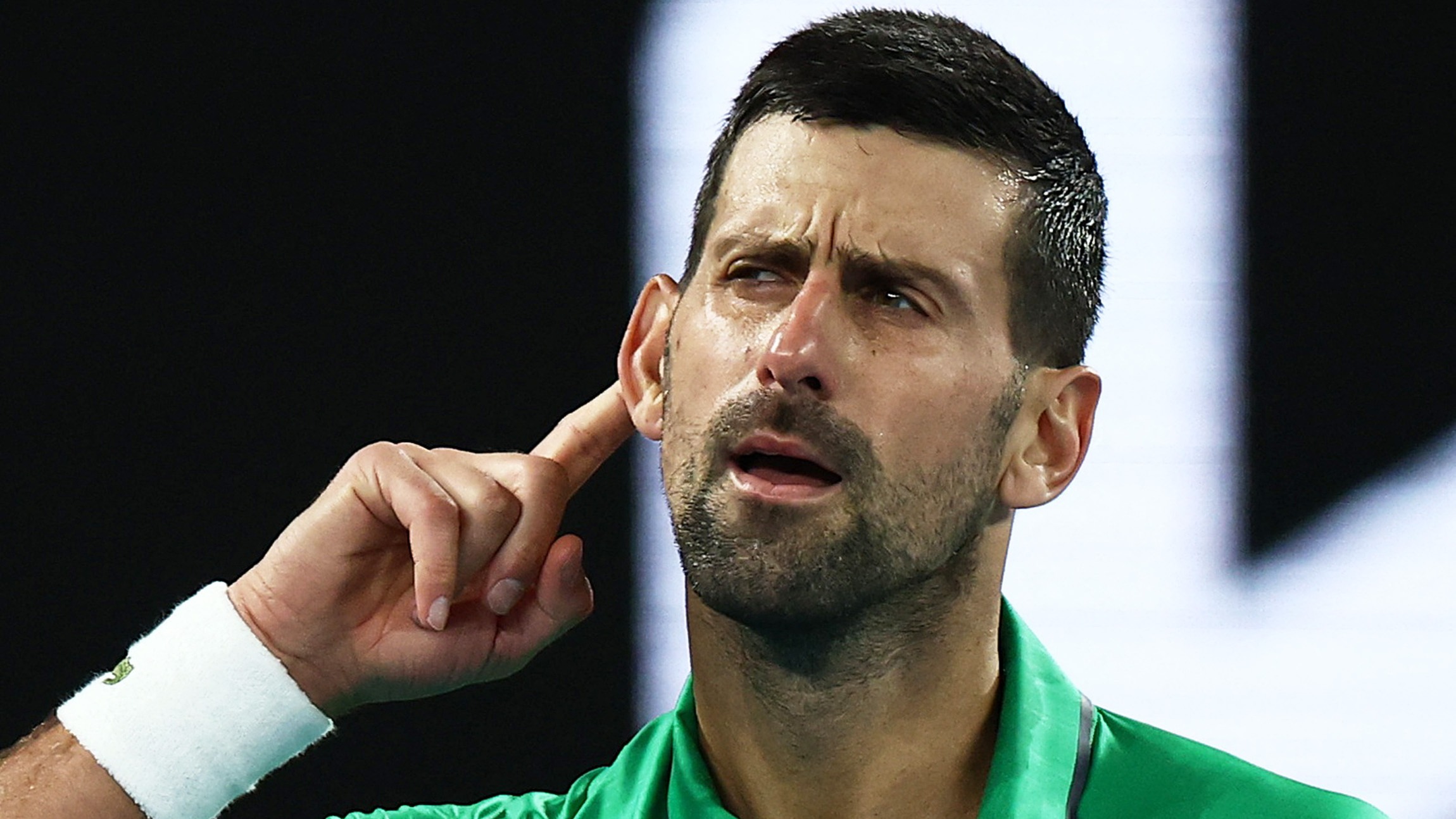 Djokovic ve Swiatek, Avustralya Açık'ta 4. tura adını yazdırdı