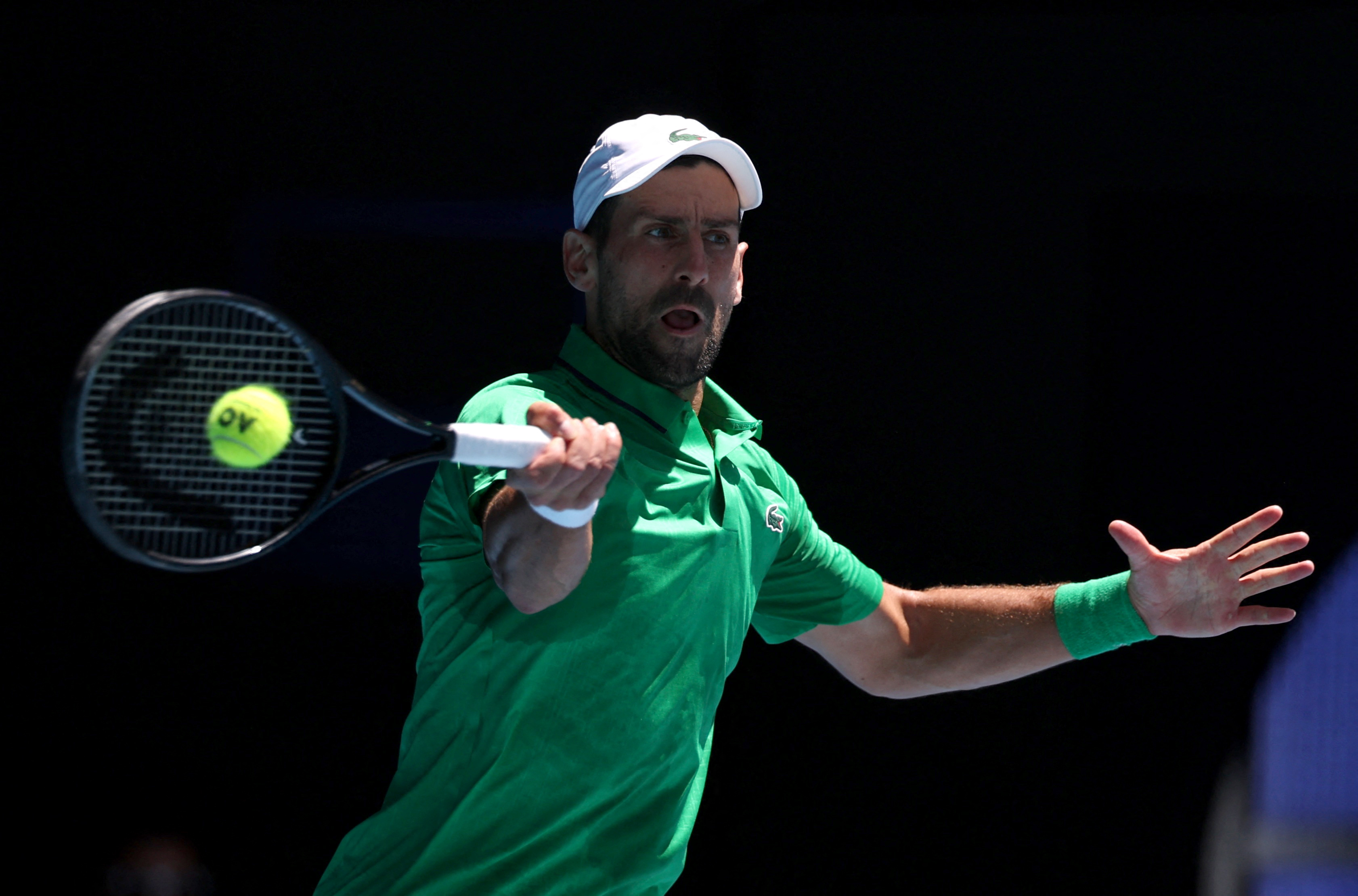 Djokovic ve Swiatek, Avustralya Açık'ta 3. tura yükseldi