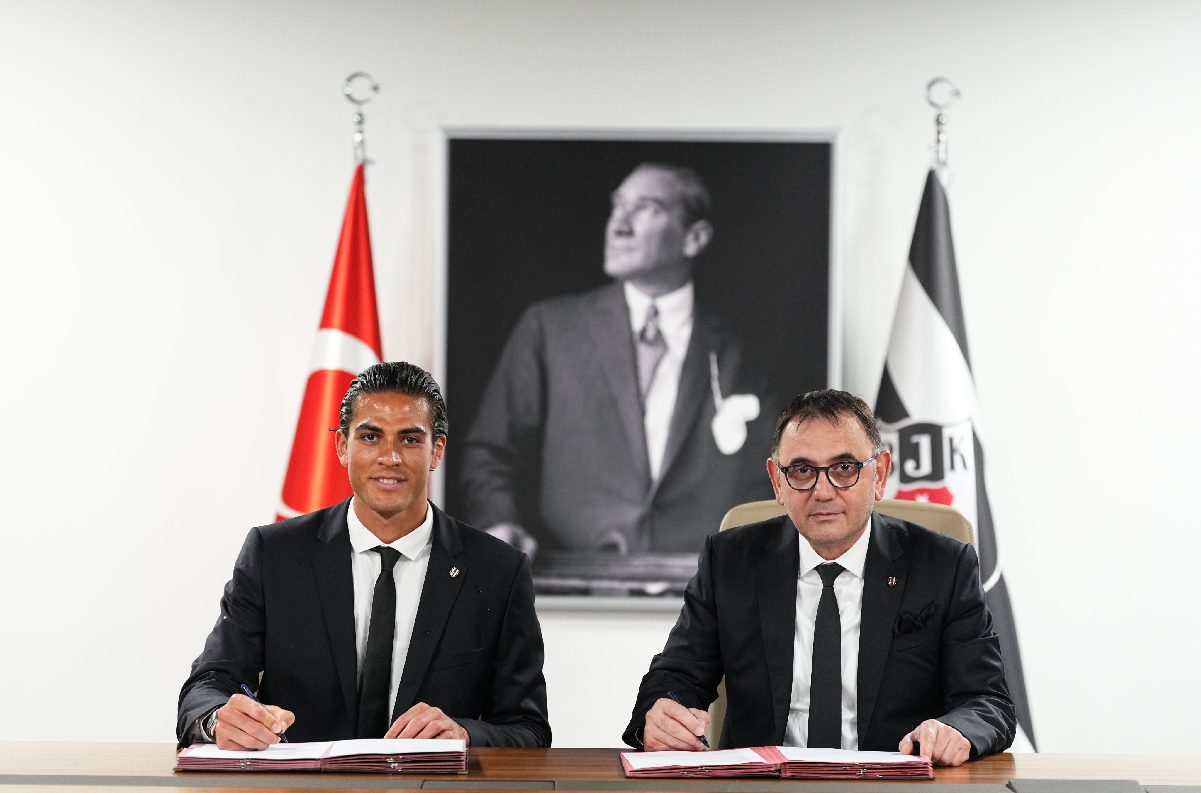 Beşiktaş Doğan Alemdar ile sözleşmeyi imzaladı - 2
