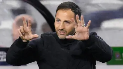 Domenico Tedesco'nun ısrarla istediği yıldızın transferi için Fenerbahçe'ye altın fırsat