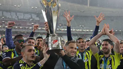"Bir Tedesco başyapıtı" | Spor yazarları Galatasaray-Fenerbahçe derbisi için ne dedi?