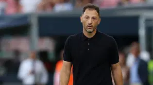 Ve Domenico Tedesco resmen duyuruldu! İlk açıklama tesislerin önünde geldi