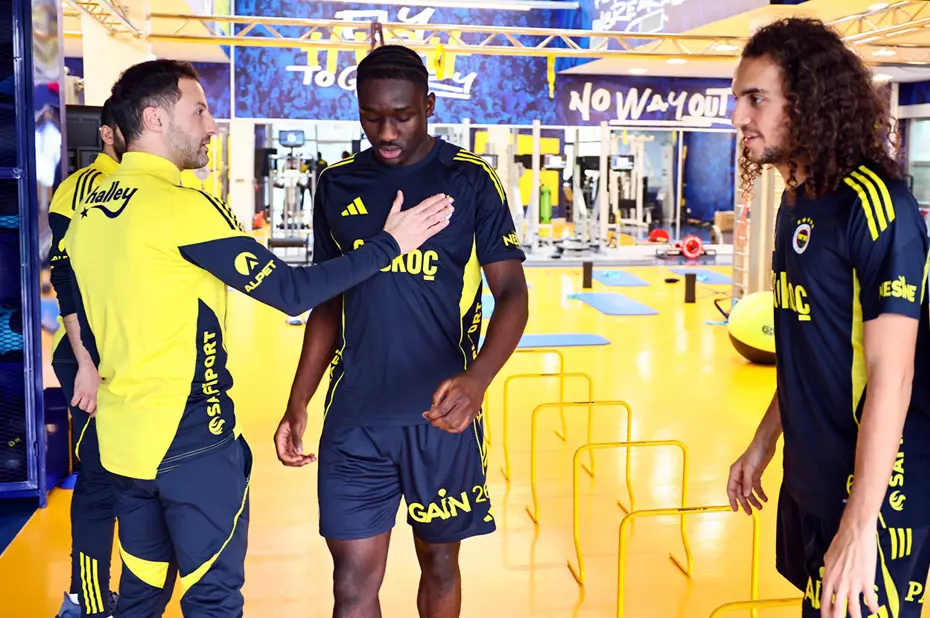 Tedesco hasta yatağında bile boş durmadı! Samsunspor'u yıkacak planı hazırladı - 2