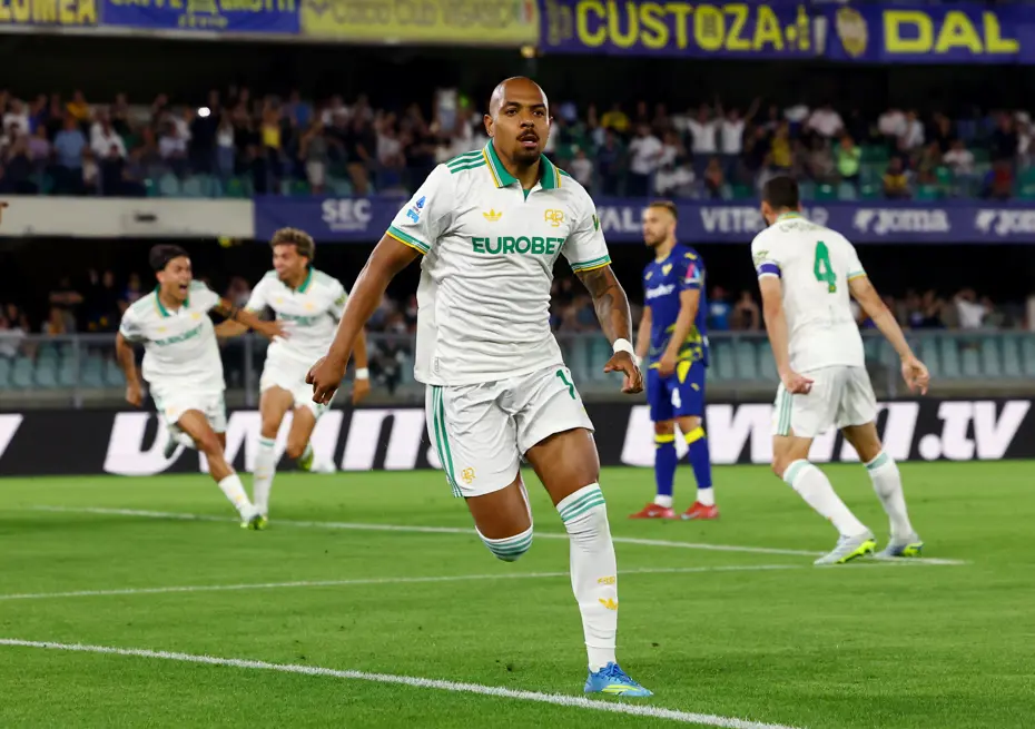 Como, peri masalını Şampiyonlar Ligi'ne taşıdı: Milan'a evinde büyük şok - 3