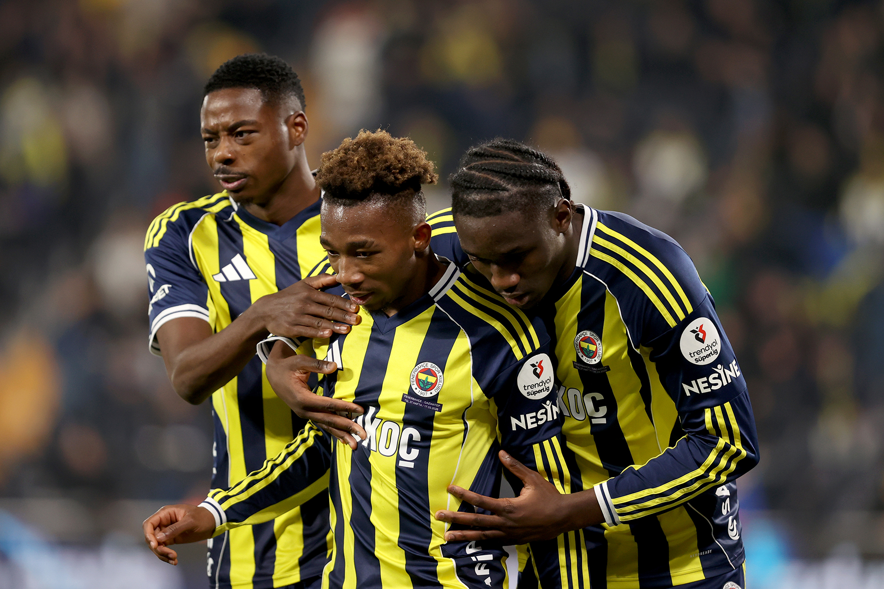 Stuttgart'ın Gözü Doymaz Cebi Doymaz: Fener 'Hadi Güle Güle!' Dedi!