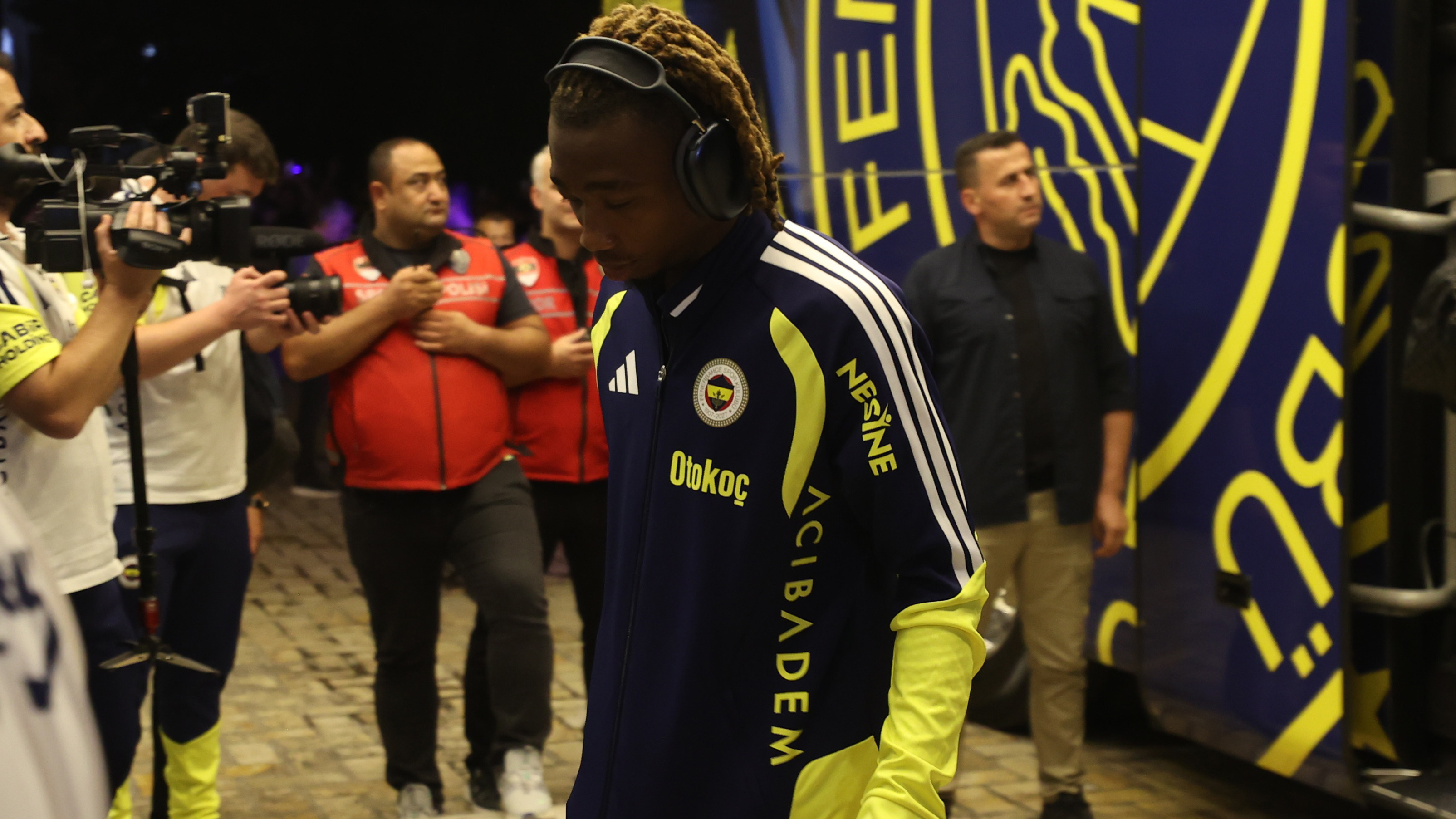 Maç bittiği gibi Nene patlaması! Canlı yayında kendini tutamadı