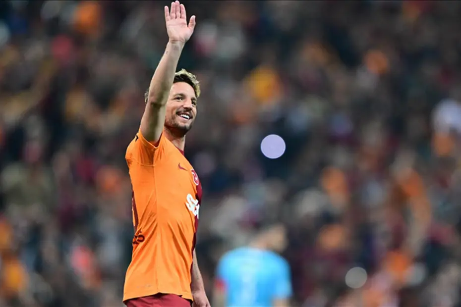 Tüm sezon Okan Buruk'un yanında oturacak bomba transfer: Meğer görüşme çoktan yapılmış - 3