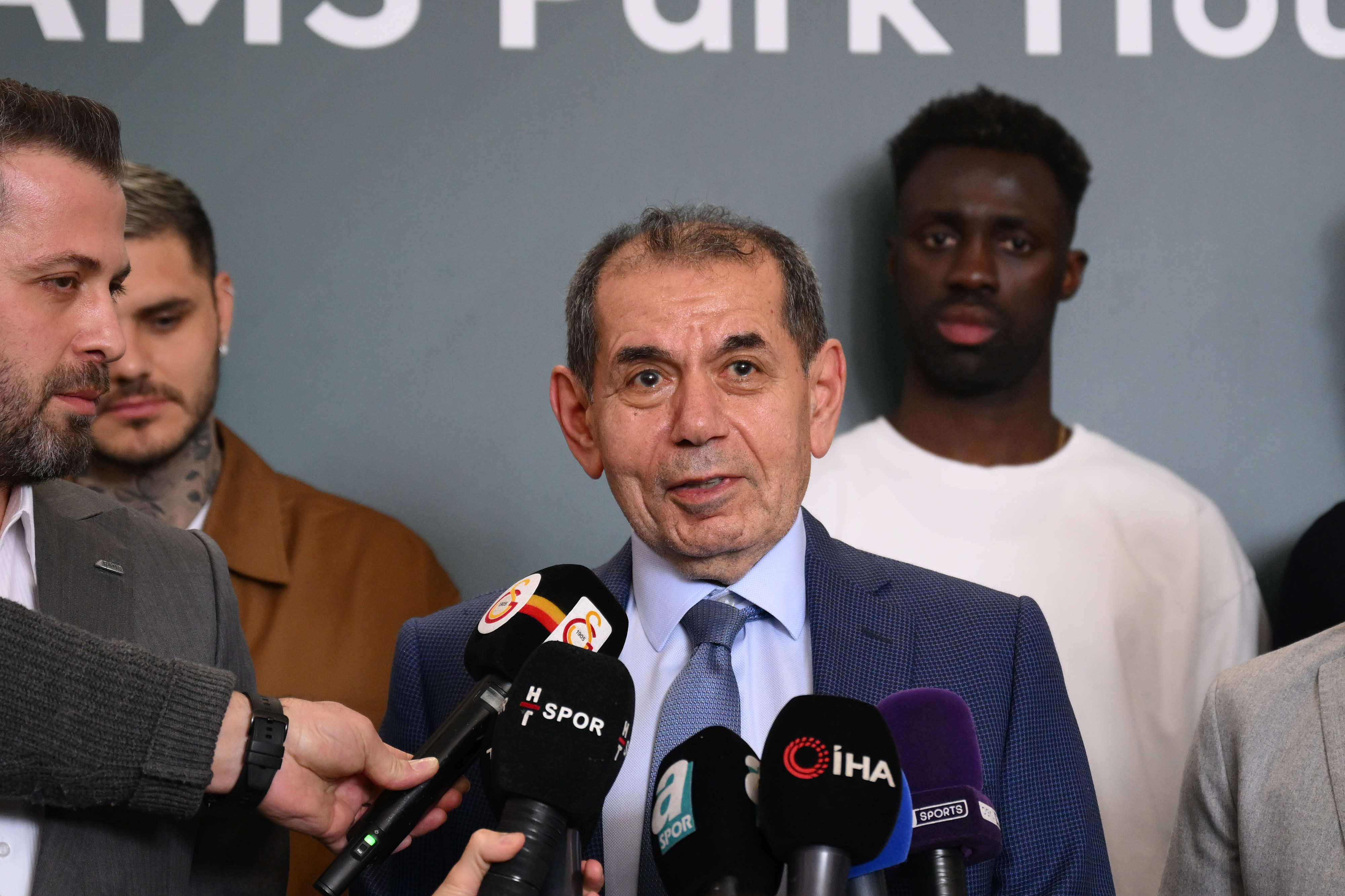 24 Yıllık Dünya Kupası Hasreti Bitti, Galatasaray'dan Kutlama Yağmuru: 'Bizim Çocuklar da Oradaydı!'