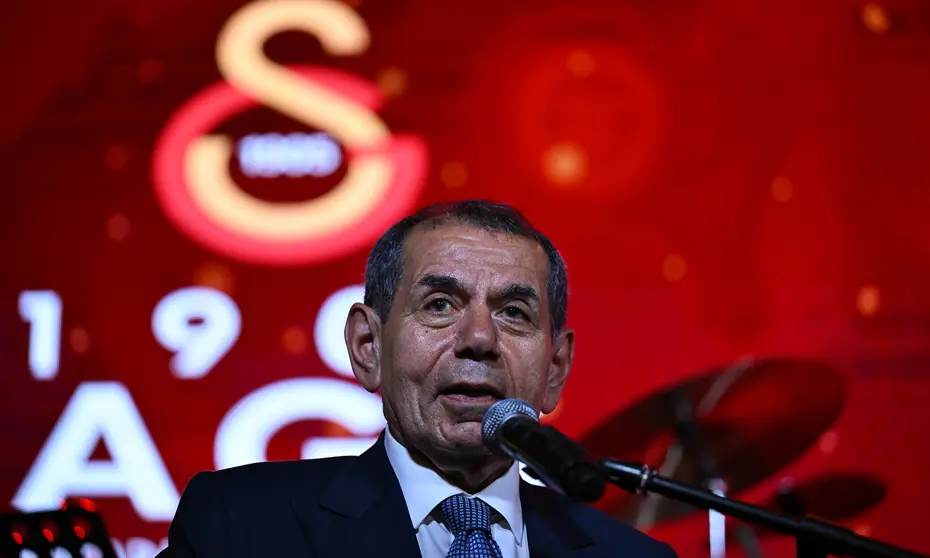 Dursun Özbek'ten tepki gösteren taraftarlara transfer yanıtı: "Hiç kimsenin şüphesi olmasın" - 2