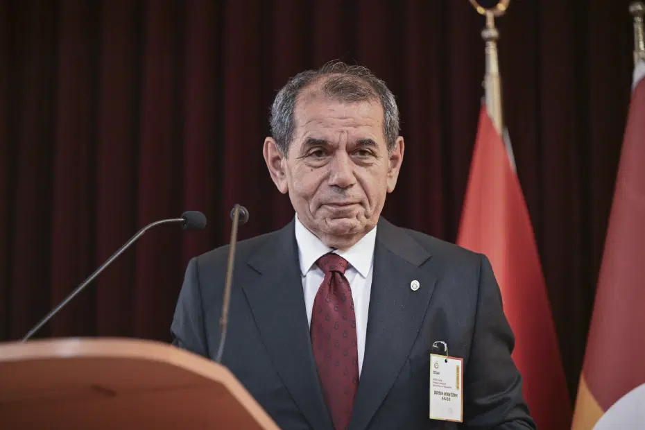 Dursun Özbek divanda kürsüden transfer açıklaması yaptı - 4