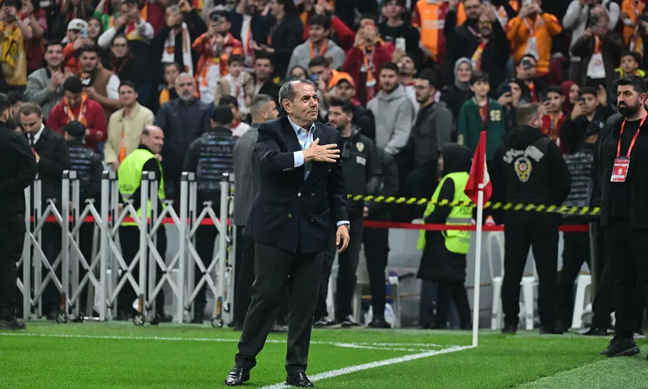 Taraftarlar, Rams Park'a akın etti: Galatasaray'dan binlerce kişi önünde antrenman - 4