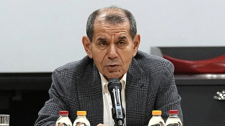 Dursun Özbek'in soyunma odasında ne dediği ortaya çıktı! Maç biter bitmez soluğu orada almıştı - 2