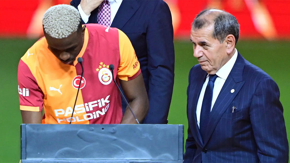 Osimhen için 130 milyon euroluk teklifi gören Dursun Özbek saniyesinde kararını verdi