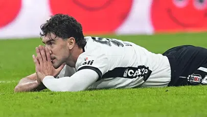 Son idmanda Dusan Vlahovic gelişmesi! Hoffenheim maçında oynayacak mı? Son idmanda Dusan Vlahovic gelişmesi! Hoffenheim maçında oynayacak mı?