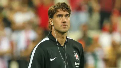 Beşiktaş'ta Vlahovic şoku! Resmi açıklama yapıldı Beşiktaş'ta Vlahovic şoku! Resmi açıklama yapıldı