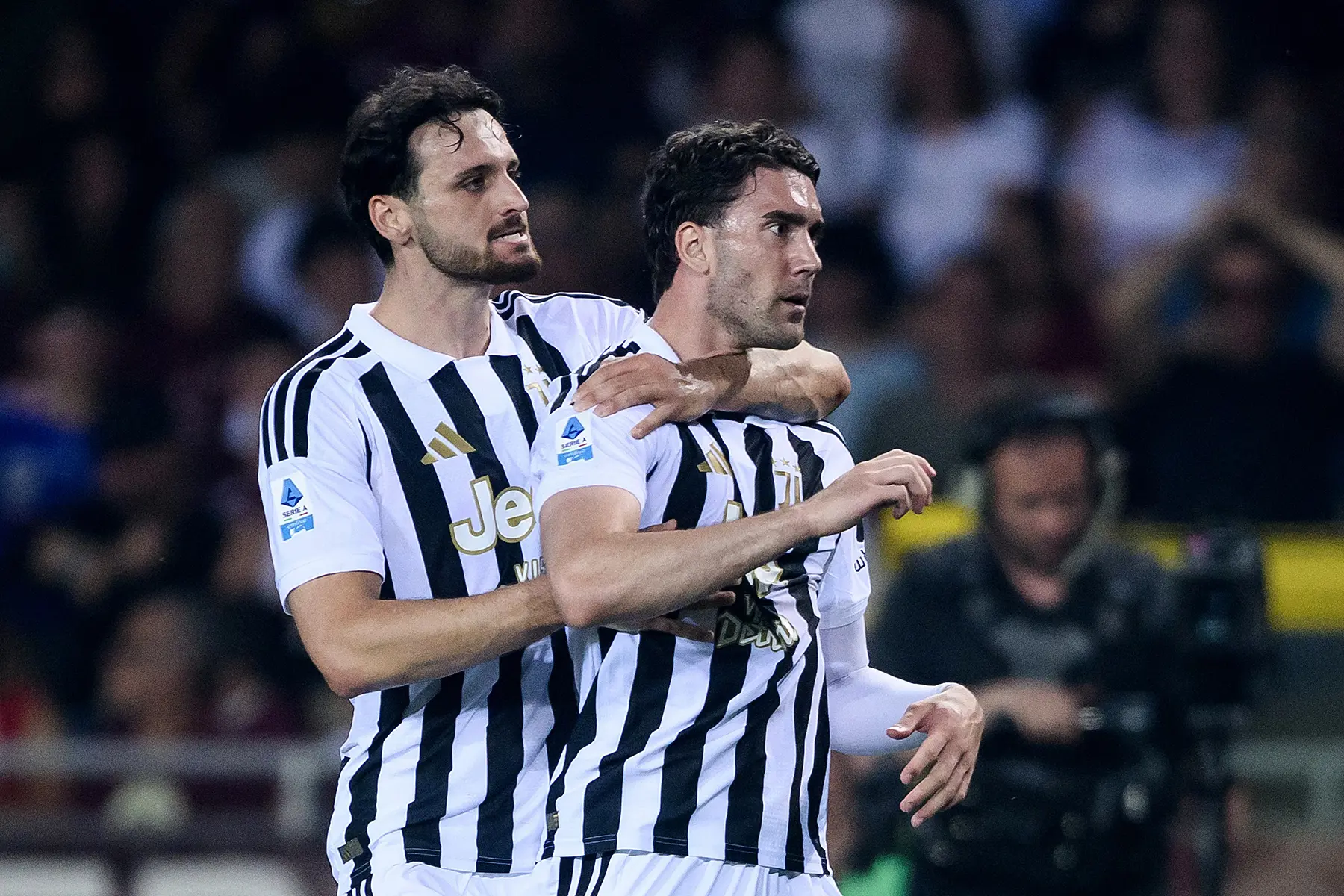 Dusan Vlahovic, Juventus'tan ayrılıyor! Kulüp CEO'su resmen duyurdu