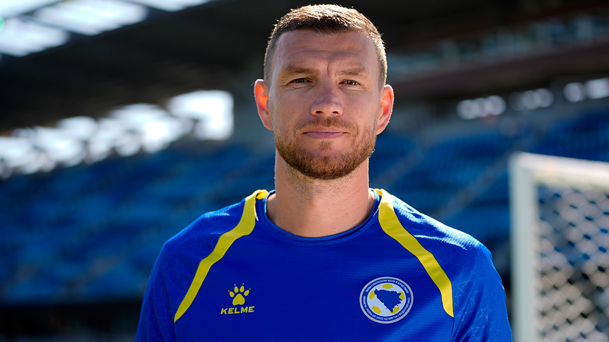 Dzeko, ABD'li küstah spikere fena ayar verdi! Dünya Kupası'ndaki tarihi maç öncesi 2 cümlesi yetti