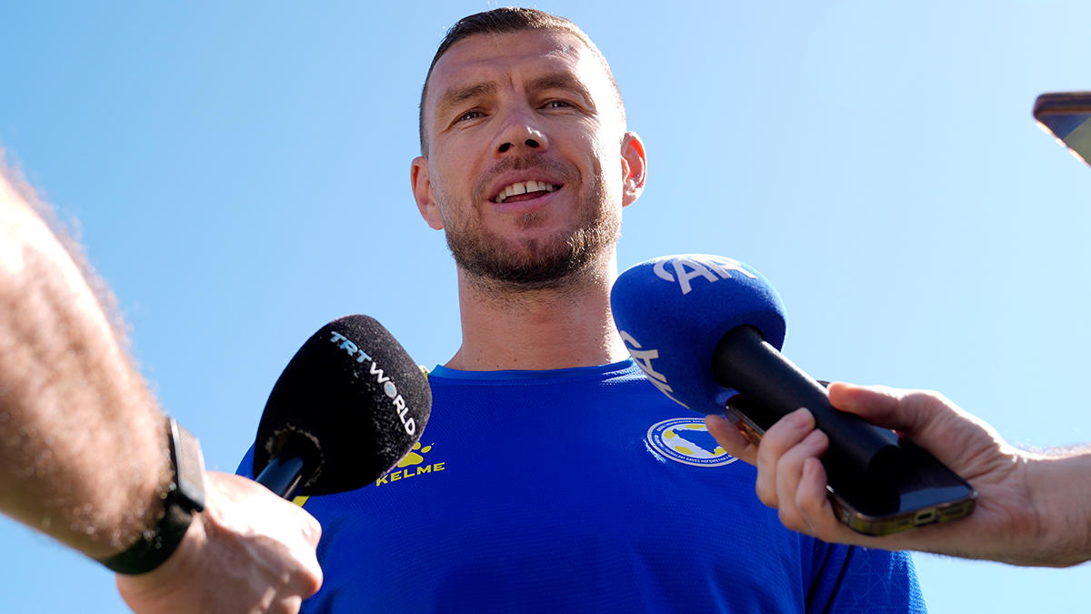 Edin Dzeko'dan Lyon maçı biter bitmez tek cümlelik bomba Fenerbahçe açıklaması! Ortalığı aleve verdi