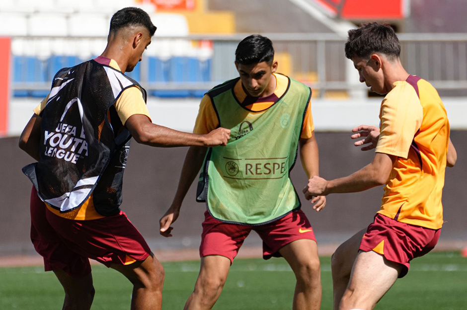 Galatasaray'dan UEFA Gençlik Ligi'ne tatsız başlangıç
