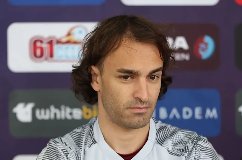 Nenad Bjelica 4 futbolcuyu daha sildi; Trabzonspor'da ayrılıklar kapıda - 5