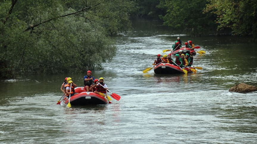 Melen Çayı'nda rafting sezonu açıldı