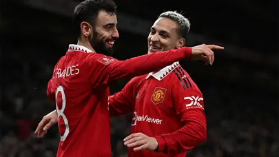 ManU geriden geldi, Wembley biletini aldı