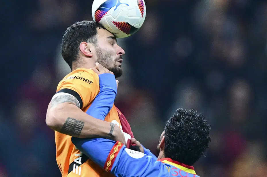 Trio ekibi Galatasaray - Göztepe maçının tartışmalı pozisyonlarını değerlendirdi: Penaltı ve kartlar - 4