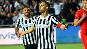 Paixao isyan etti: "Kendimi aşağılanmış hissediyorum" Paixao isyan etti: "Kendimi aşağılanmış hissediyorum"