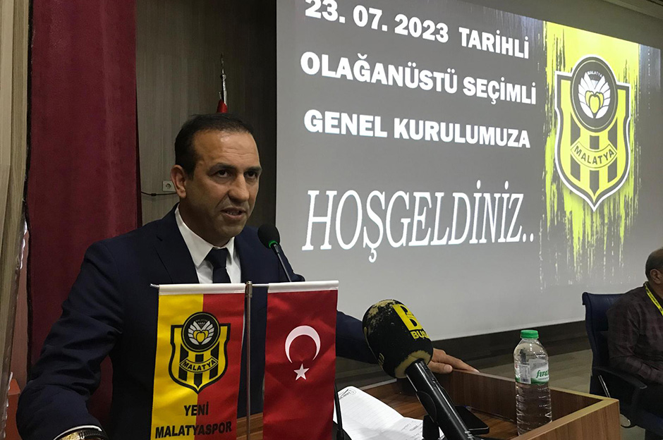 Gergin kongrede başkan yeniden Adil Gevrek