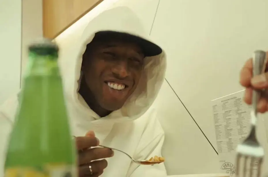 Talisca'nın Türkiye'ye döner dönmez gizlice gittiği mekan gündem oldu - 4 Talisca'nın Türkiye'ye döner dönmez gizlice gittiği mekan gündem oldu - 4