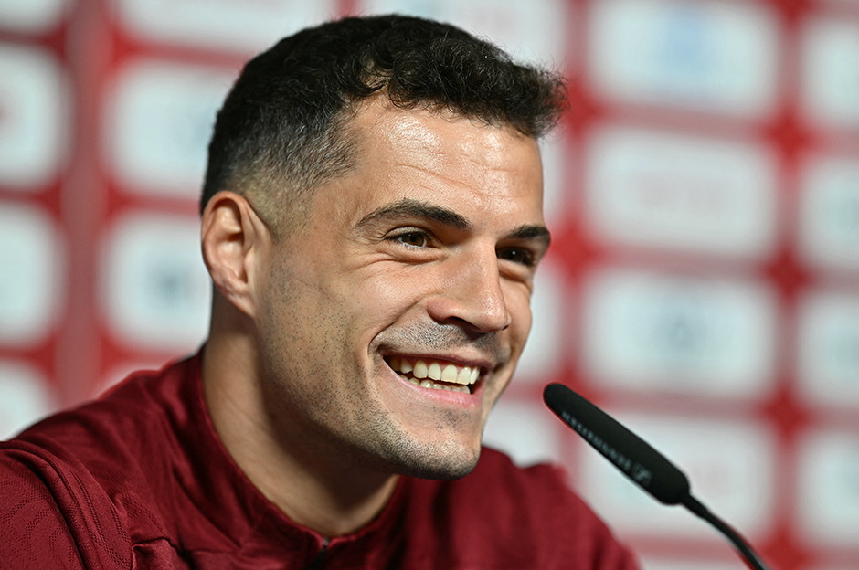 Günün transfer bombası Granit Xhaka: Ne Galatasaray'a ne Fenerbahçe'ye