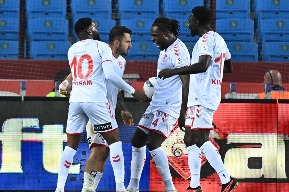 Golcü transferinde asıl bomba Samsunspor'dan: 116 milyon euro bonservis ödenmişti - 1 Golcü transferinde asıl bomba Samsunspor'dan: 116 milyon euro bonservis ödenmişti - 1