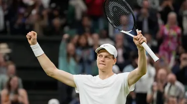 Sinner ve Alcaraz, Wimbledon'da çeyrek finale çıktı