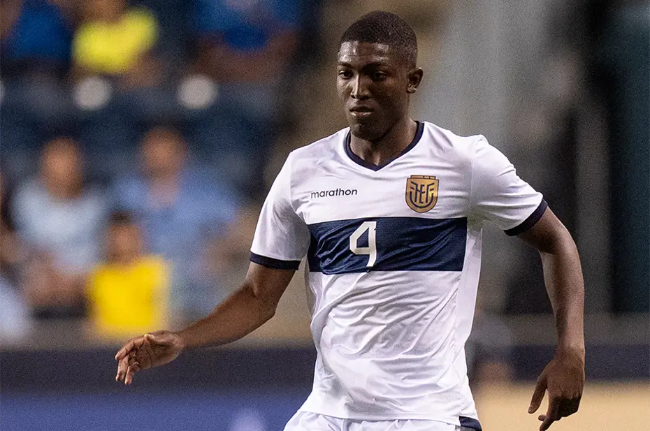 Vitor Pereira'nın ilk transferi savunmaya: Gündemde iki isim - 7