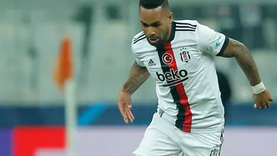 6 aydır boşta olan Alex Teixeira yuvaya döndü