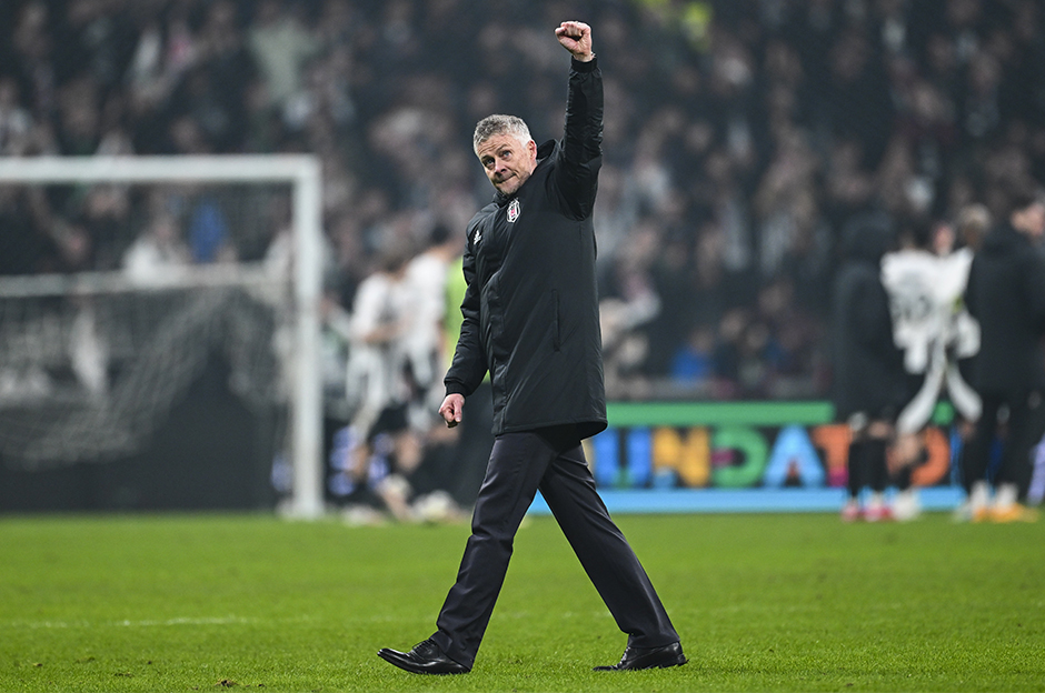 "Belirsizlik bitti, manzara değişti" | Spor yazarları Beşiktaş için ne dedi?