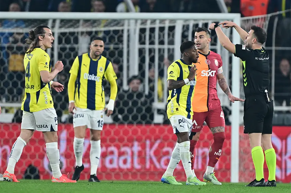 Eski hakemler derbinin tartışmalı pozisyonlarını yorumladı: "Penaltı verilse daha doğru olurdu" - 11