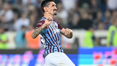 Trabzonspor'un yıldızı maça devam edemedi
