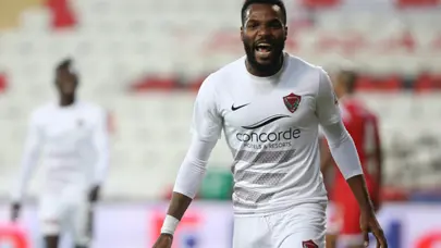 Aaron Boupendza Süper Lig'e mi dönüyor? Eski hocasından transfer itirafı