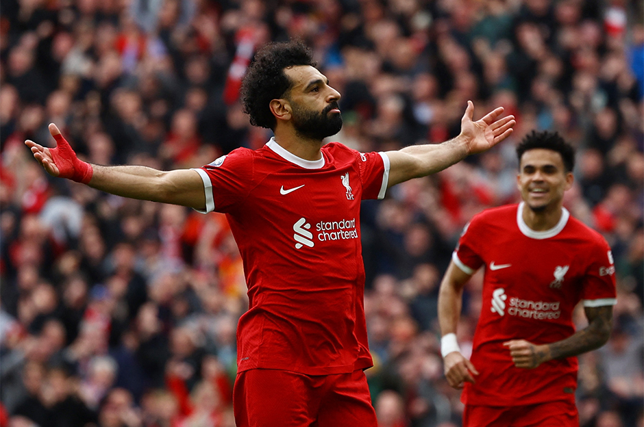 Zirve yarışında hata yok: Liverpool geriye düştüğü maçta 2 golle kazandı