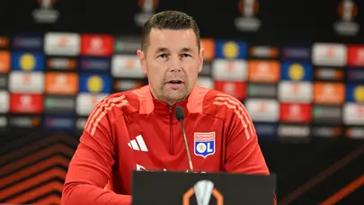 Lyon'da Pierre Sage dönemi sona erdi