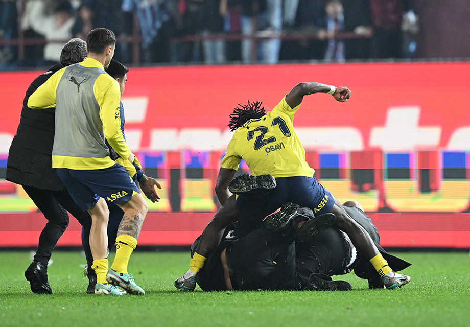 Fenerbahçeli futbolcular kaç maç ceza alabilir? İşte Futbol Disiplin Talimatı'ndaki o maddeler
