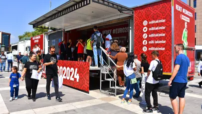 Türkiye - Ermenistan maçı öncesi Eskişehir'de fan zone kuruldu