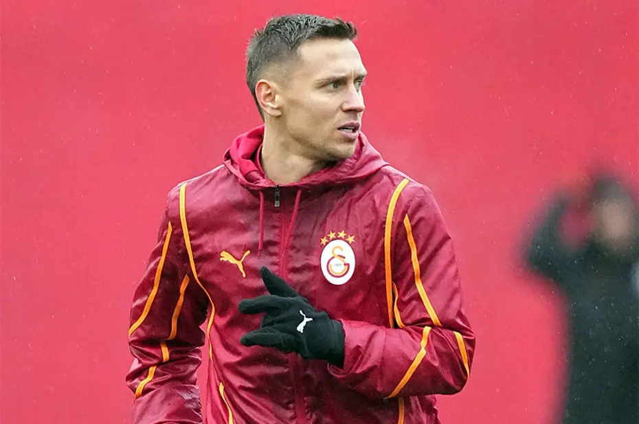Frankowski'nin gitmesine sevindi: "Takımın vazgeçilmez bir parçasıydı" - 1 Frankowski'nin gitmesine sevindi: "Takımın vazgeçilmez bir parçasıydı" - 1