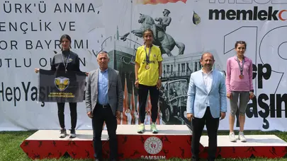 Samsun'da 19 Mayıs Yarı Maratonu koşuldu