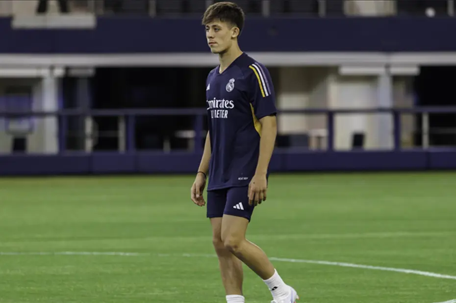 Trendyol Süper Lig'de 4 büyüklerin transfer raporu: Atılan tüm imzalar - 4