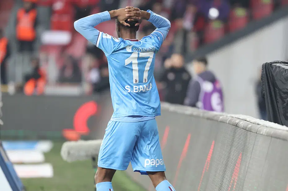 Bu sezon üst üste iki maç kazanamayan Trabzonspor'a sert eleştiri: "Yeter artık bıktırdınız" - 3