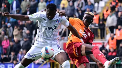 Kasımpaşa-Galatasaray maçındaki penaltı pozisyonları: Trio ekibi ne dedi?